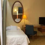 فندق International 4*