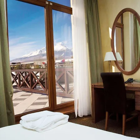 International Hotel Vel'ka Lomnica